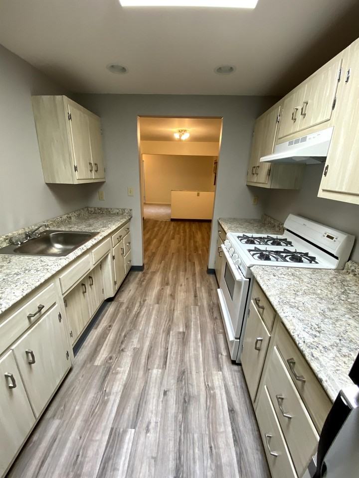 100 3rd AvenueApartment 2 #2 - Photo 6 of 13