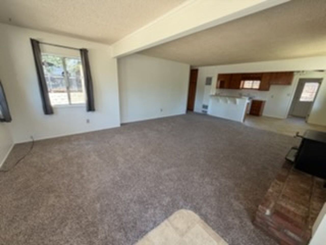 6641 Ivins Dr - Photo 5 of 23