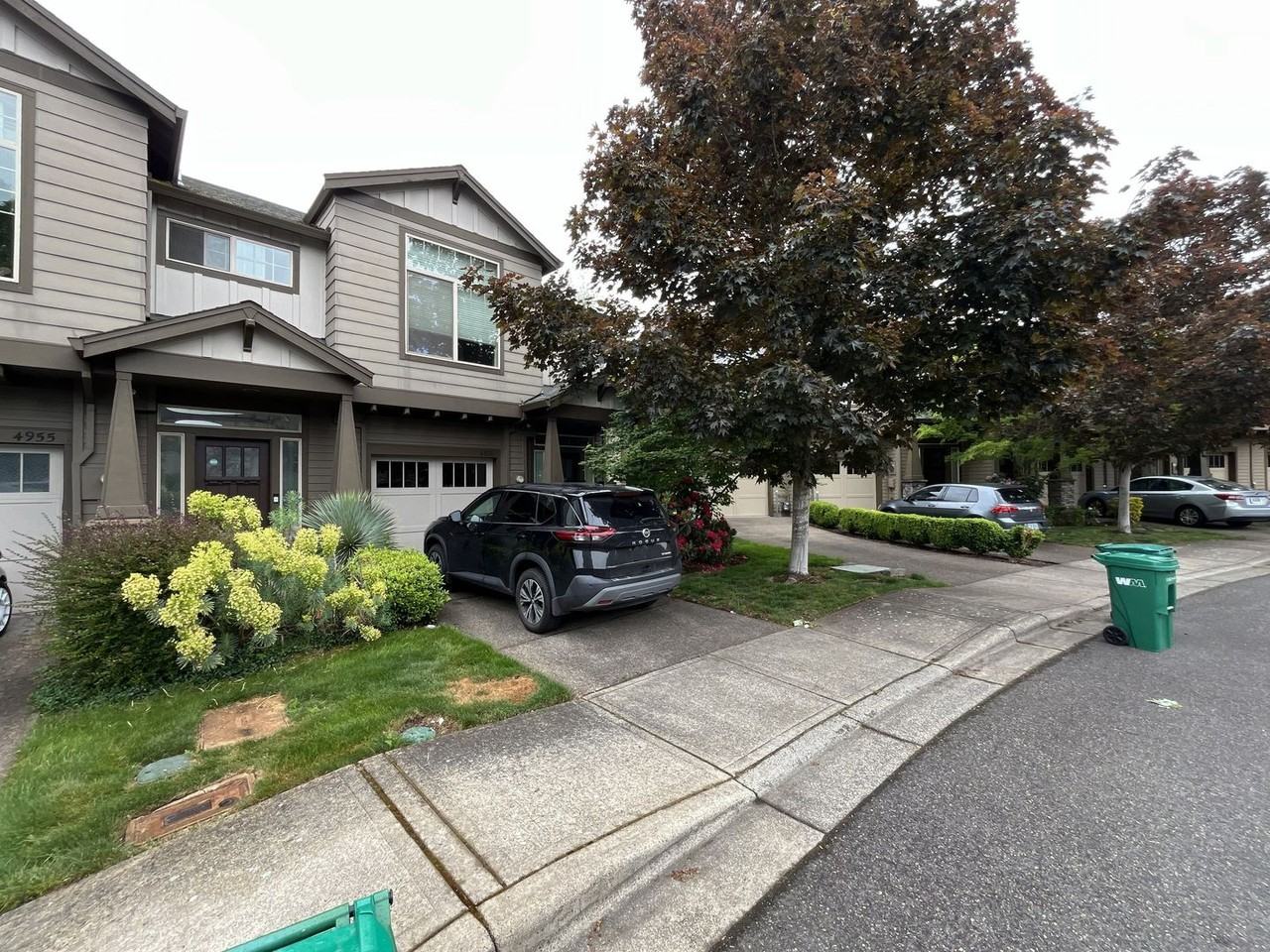 4971 Nw 162nd Ter - Photo 3 of 3