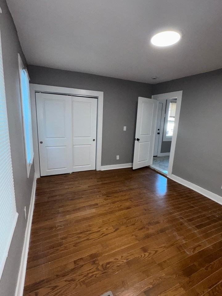55 Pierpont St #1 - Photo 3 of 7