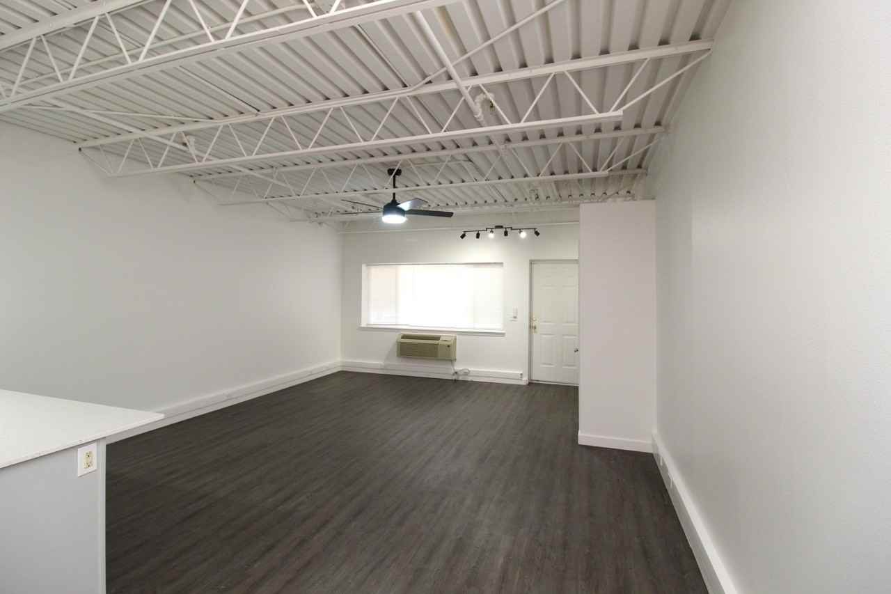 1023 N Molly Ct #1023MC - Photo 4 of 15