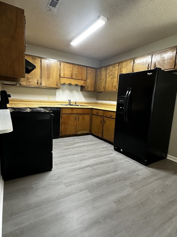 509 Rogers St #1 - Photo 2 of 15