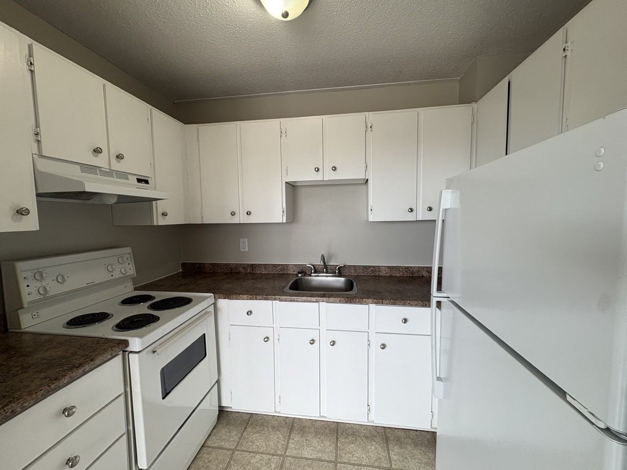 155 Mystery Lake Dr #604 - Photo 4 of 17