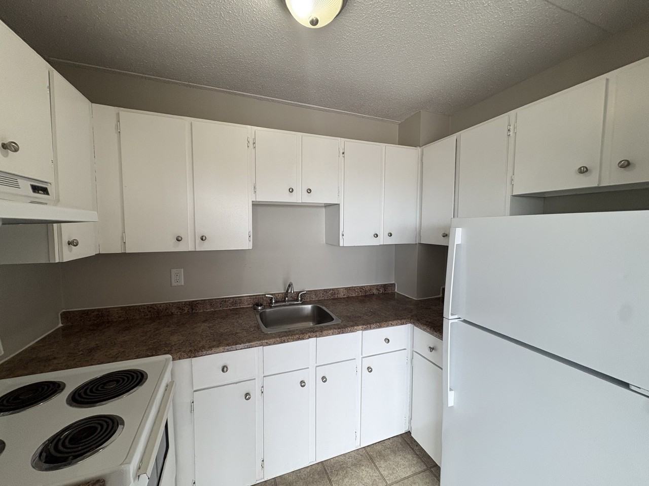 155 Mystery Lake Dr #604 - Photo 5 of 17