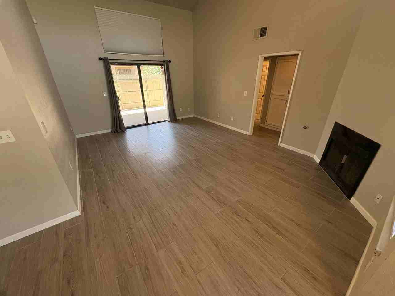 4715 W Cypress Ave - Photo 2 of 13