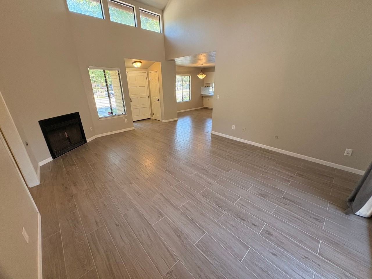 4715 W Cypress Ave - Photo 3 of 13