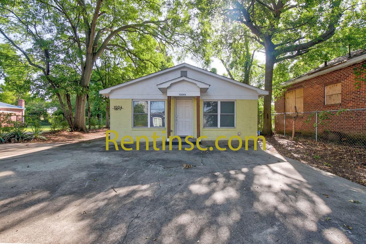 1004 Pine St #A1 - Photo 3 of 50