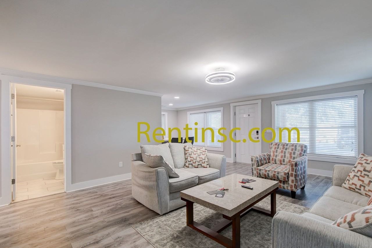 1004 Pine St #A1 - Photo 7 of 50