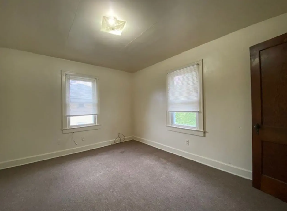 155 E Grand Ave #155-2W - Photo 5 of 8