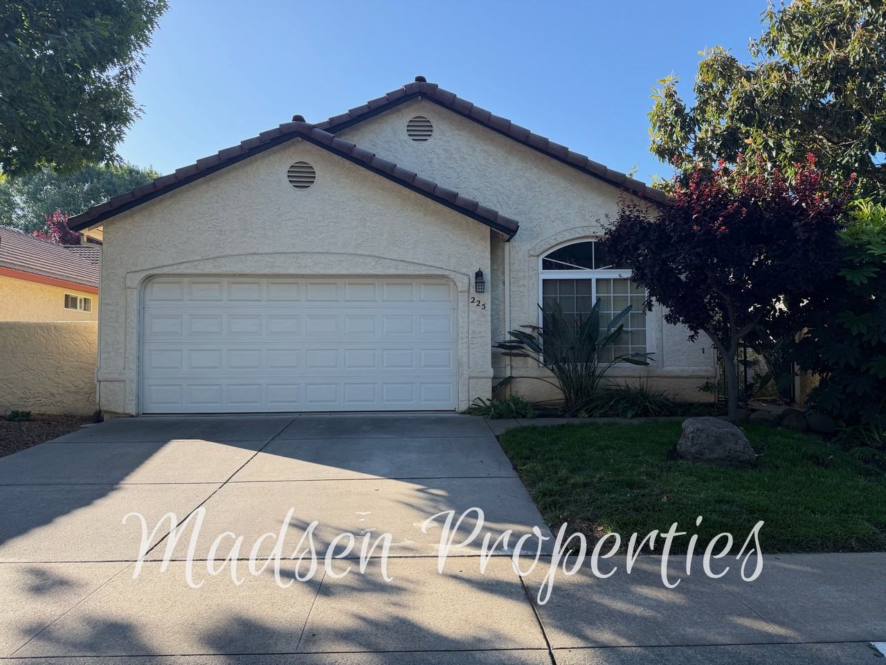 255 Mission Serra Ter #1