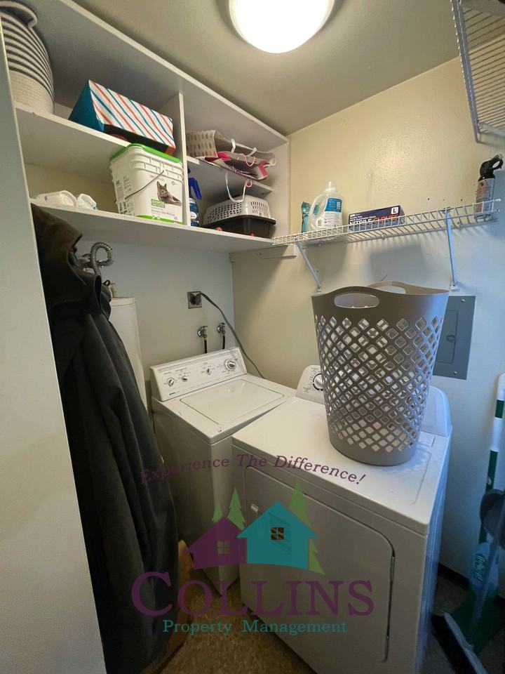 107 Rockwood Dr #1 - Photo 6 of 9