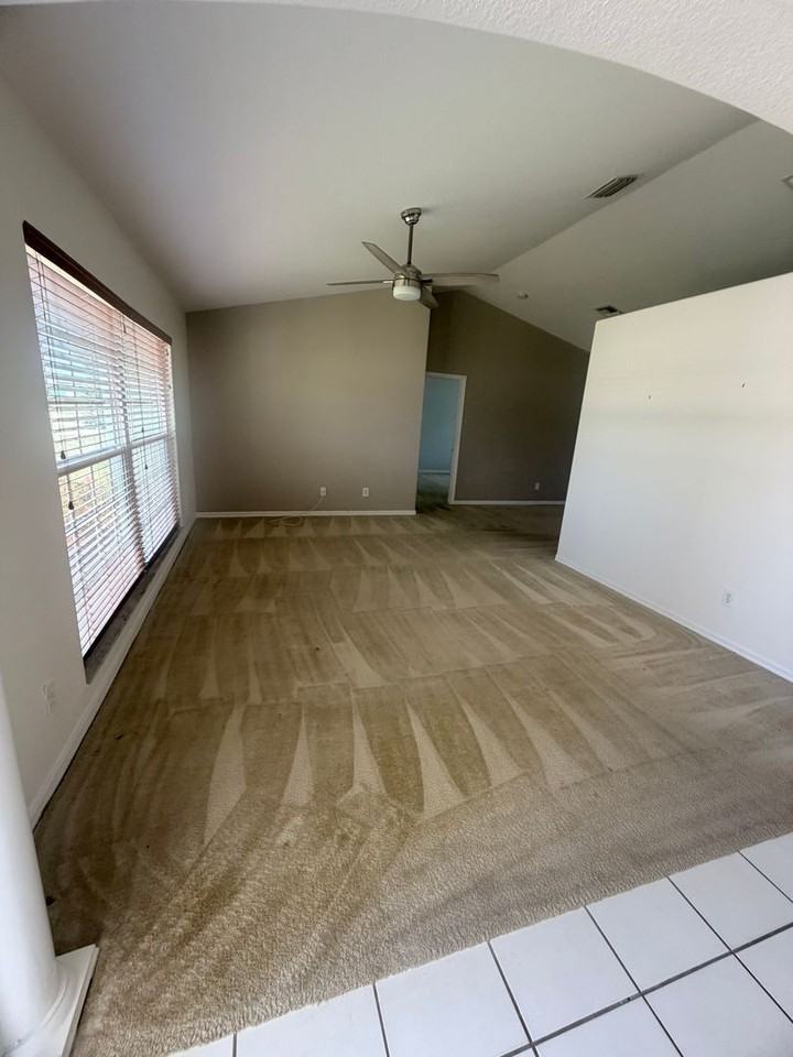 1415 Sw 29th Ter - Photo 4 of 33