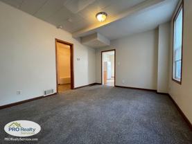 558 Western Ave N - Photo 1 of 1