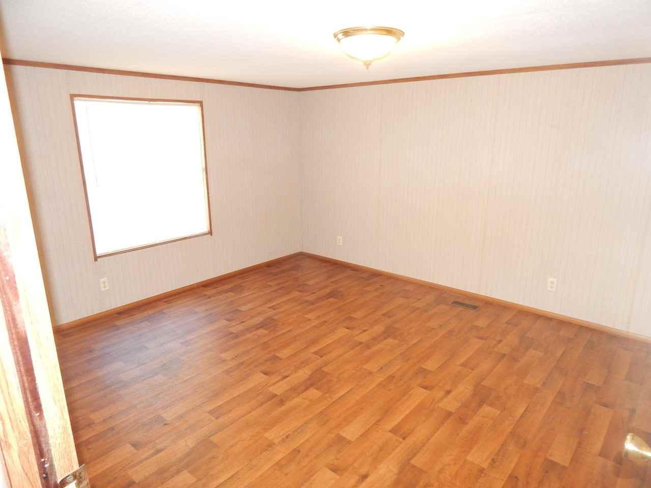 1386 County Road 1128 - Photo 7 of 14