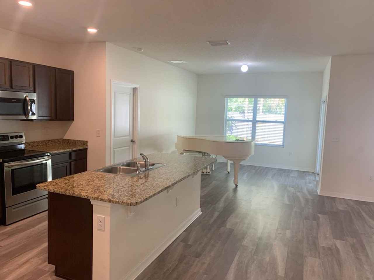 5886 Sw 84th St - Photo 3 of 19