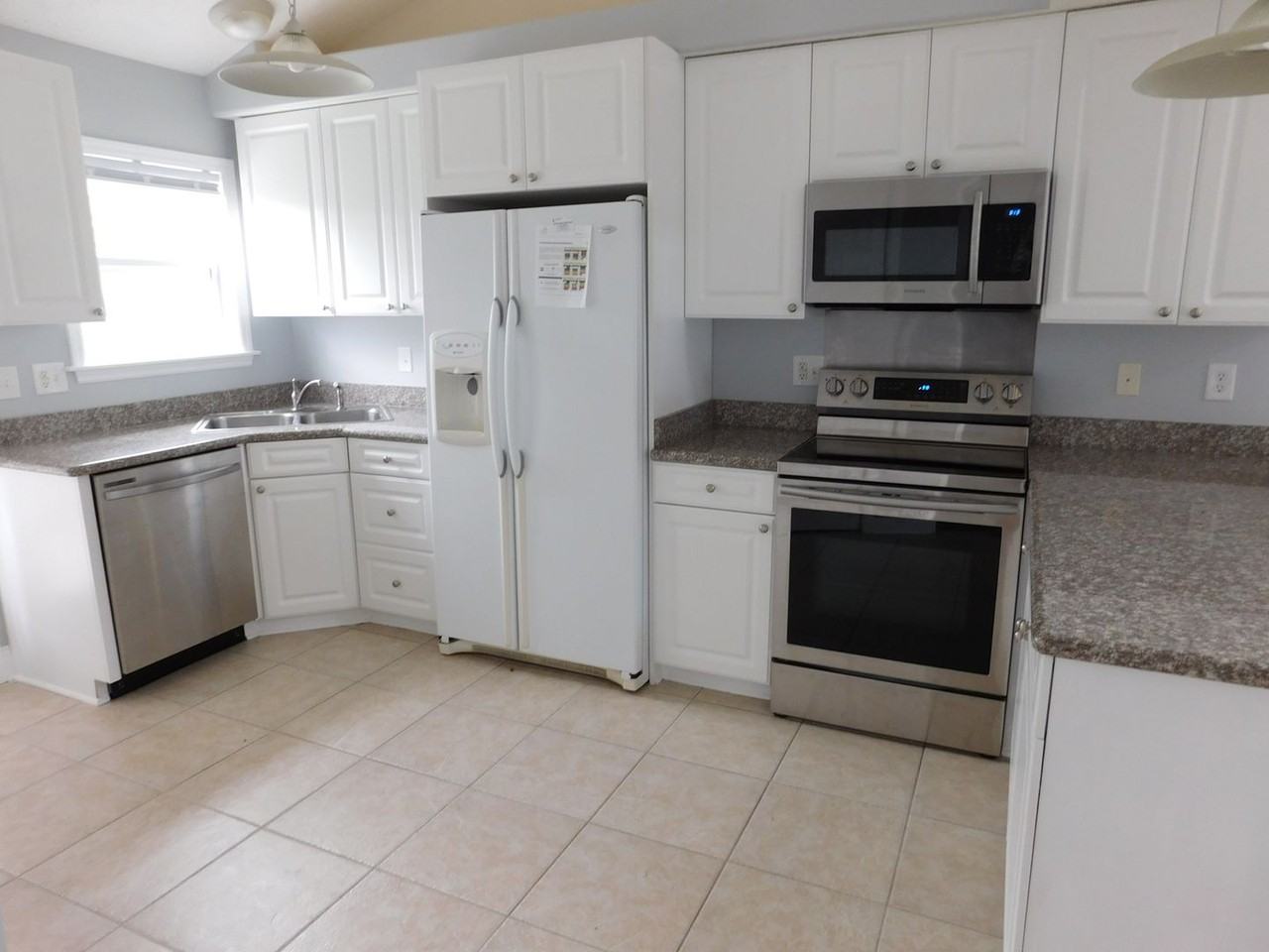 4208 Arbor Green Way - Photo 4 of 21