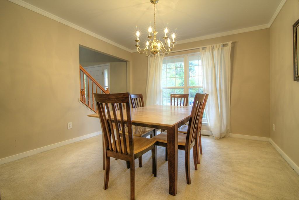 9608 Aubs Ln - Photo 5 of 22