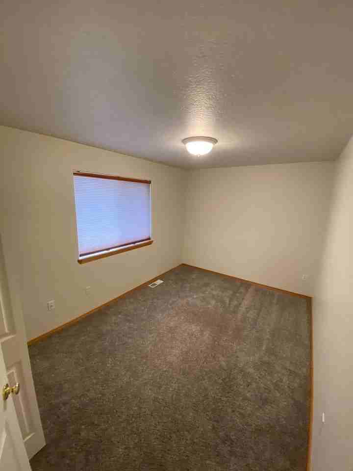 601 Lafray Ln - Photo 3 of 19