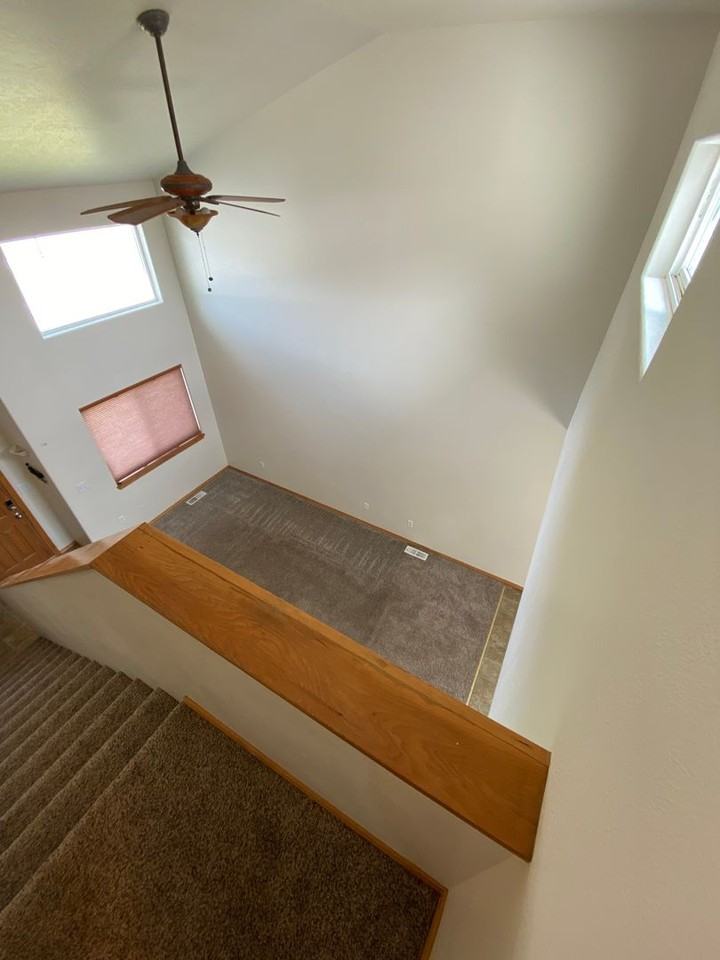 601 Lafray Ln - Photo 5 of 19