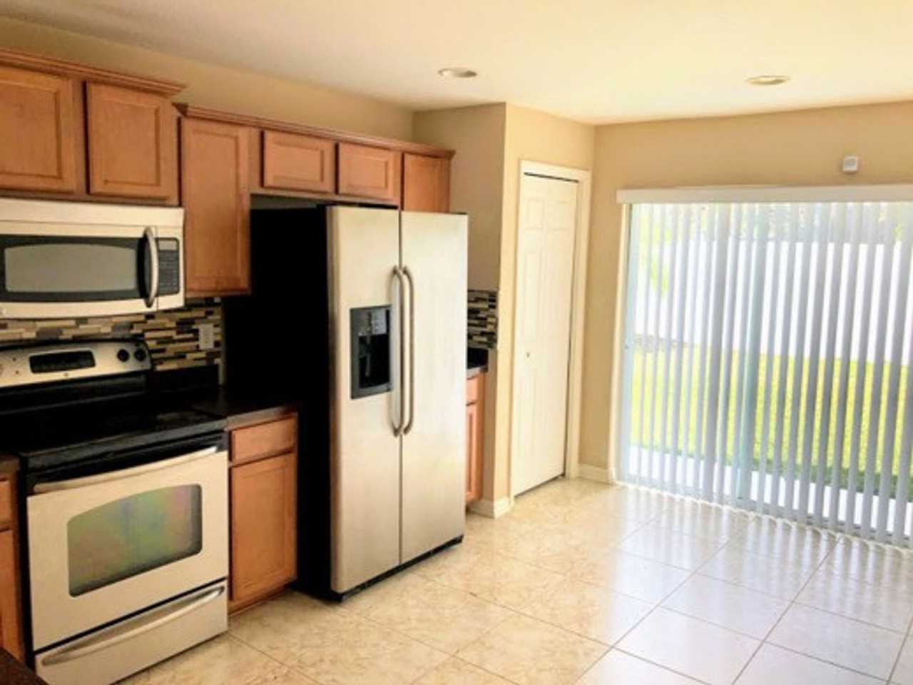 8220 Midnight Sun Ct - Photo 4 of 18