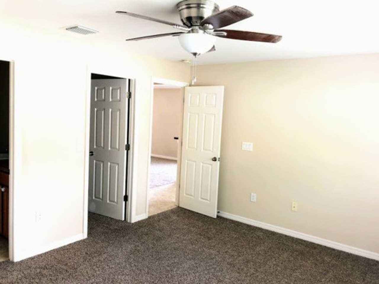 8220 Midnight Sun Ct - Photo 7 of 18