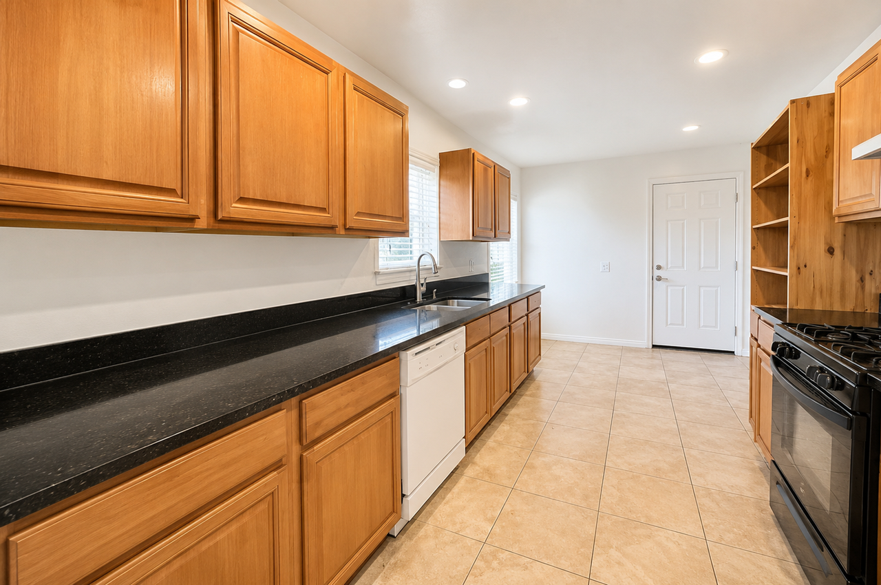 6350 Mesita Dr - Photo 6 of 15