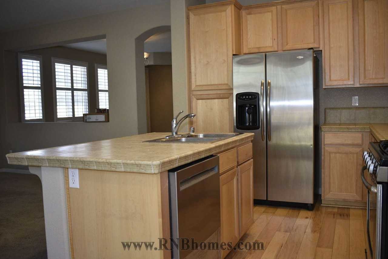2103 Ferry Cir - Photo 7 of 18
