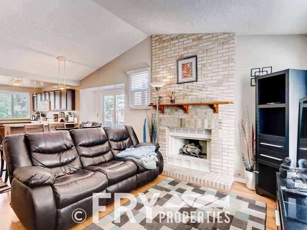 18979 E Mercer Dr - Photo 6 of 29