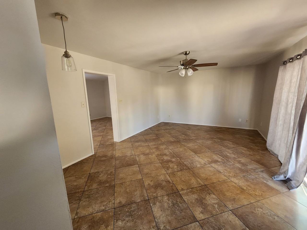 4108 N 105th Dr - Photo 4 of 11