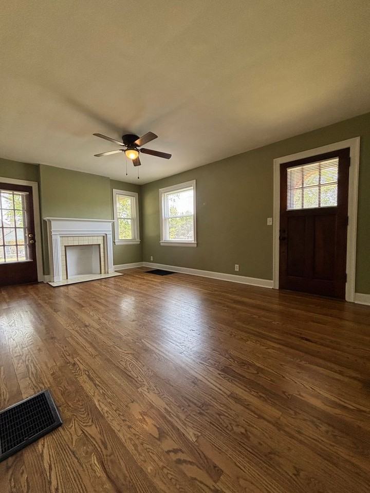 123 Mcgavock Pike - Photo 3 of 7