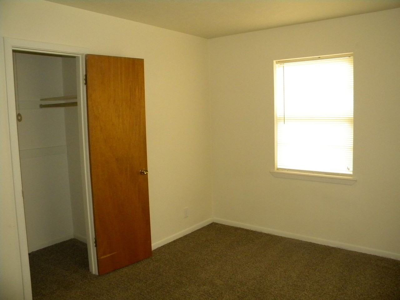 4106 Aspen St - Photo 5 of 20