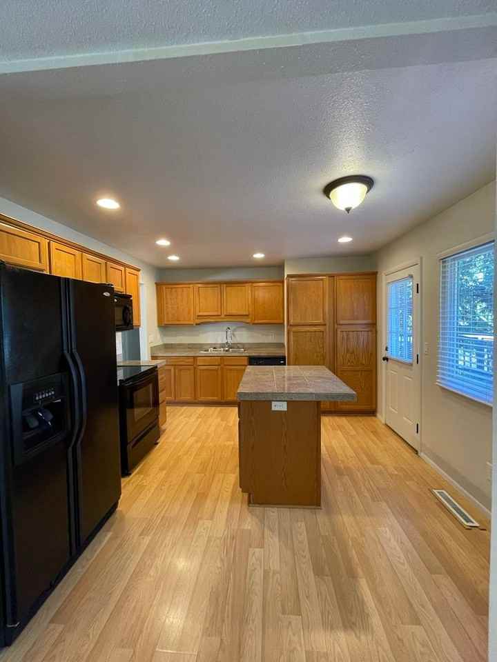 2640 Villa Loma Dr - Photo 2 of 17