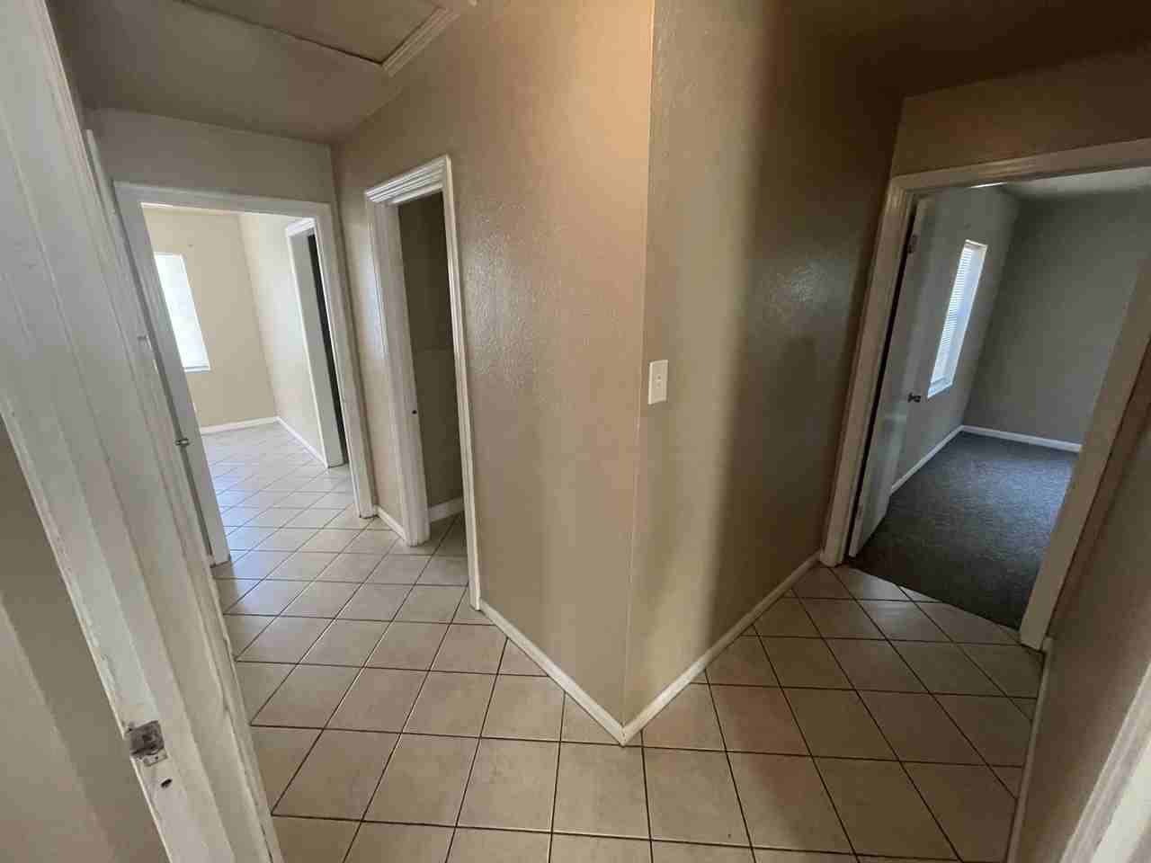 2640 Harrison Ave - Photo 6 of 11