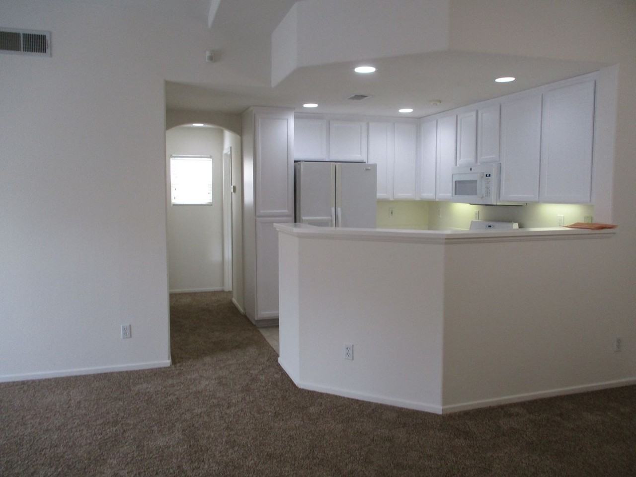 710 Caminito Valiente - Photo 3 of 16