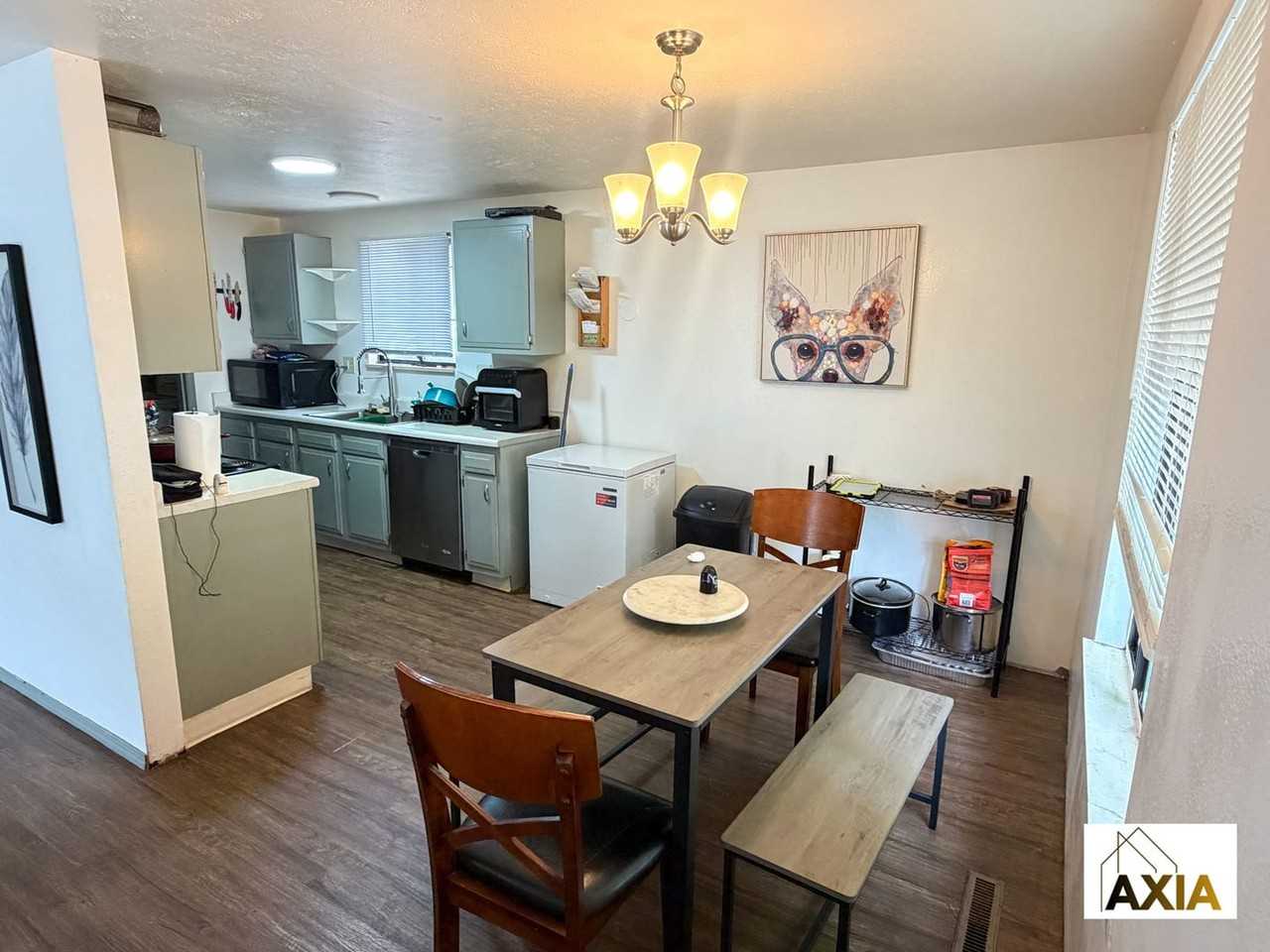6210 W 92nd Pl - Photo 4 of 10