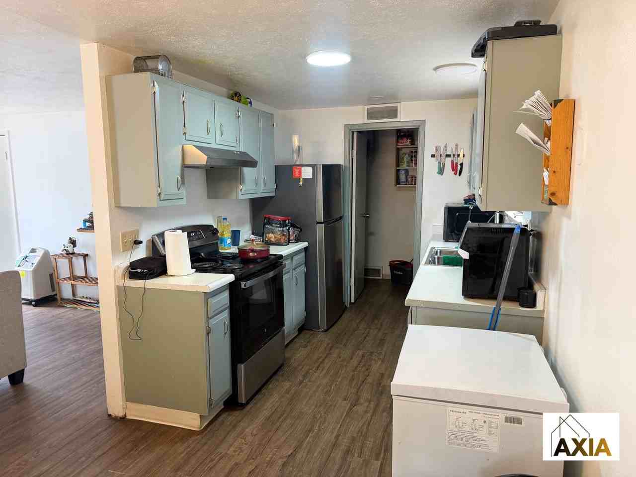 6210 W 92nd Pl - Photo 5 of 10