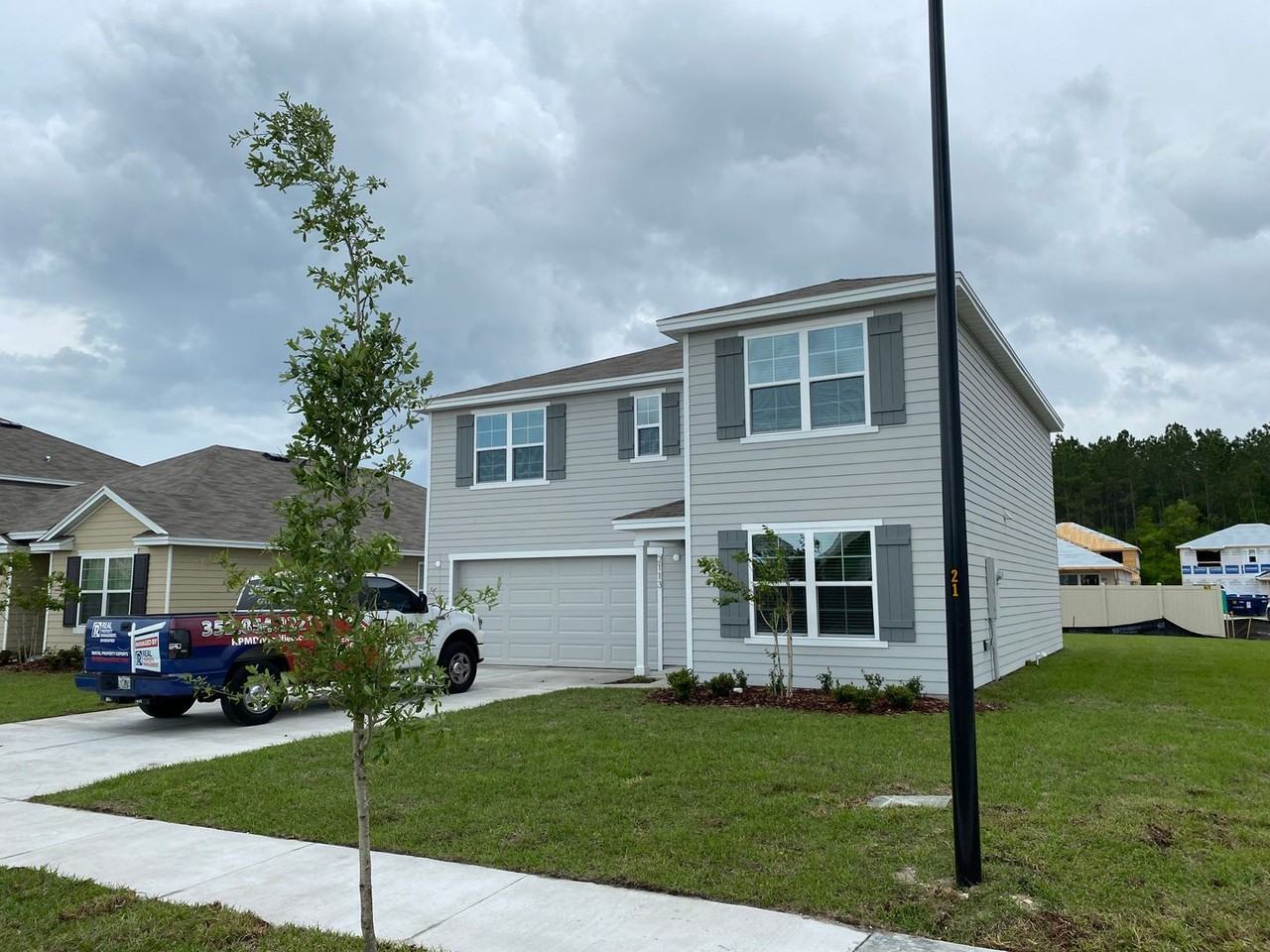 2113 Nw 247th Dr - Photo 2 of 46