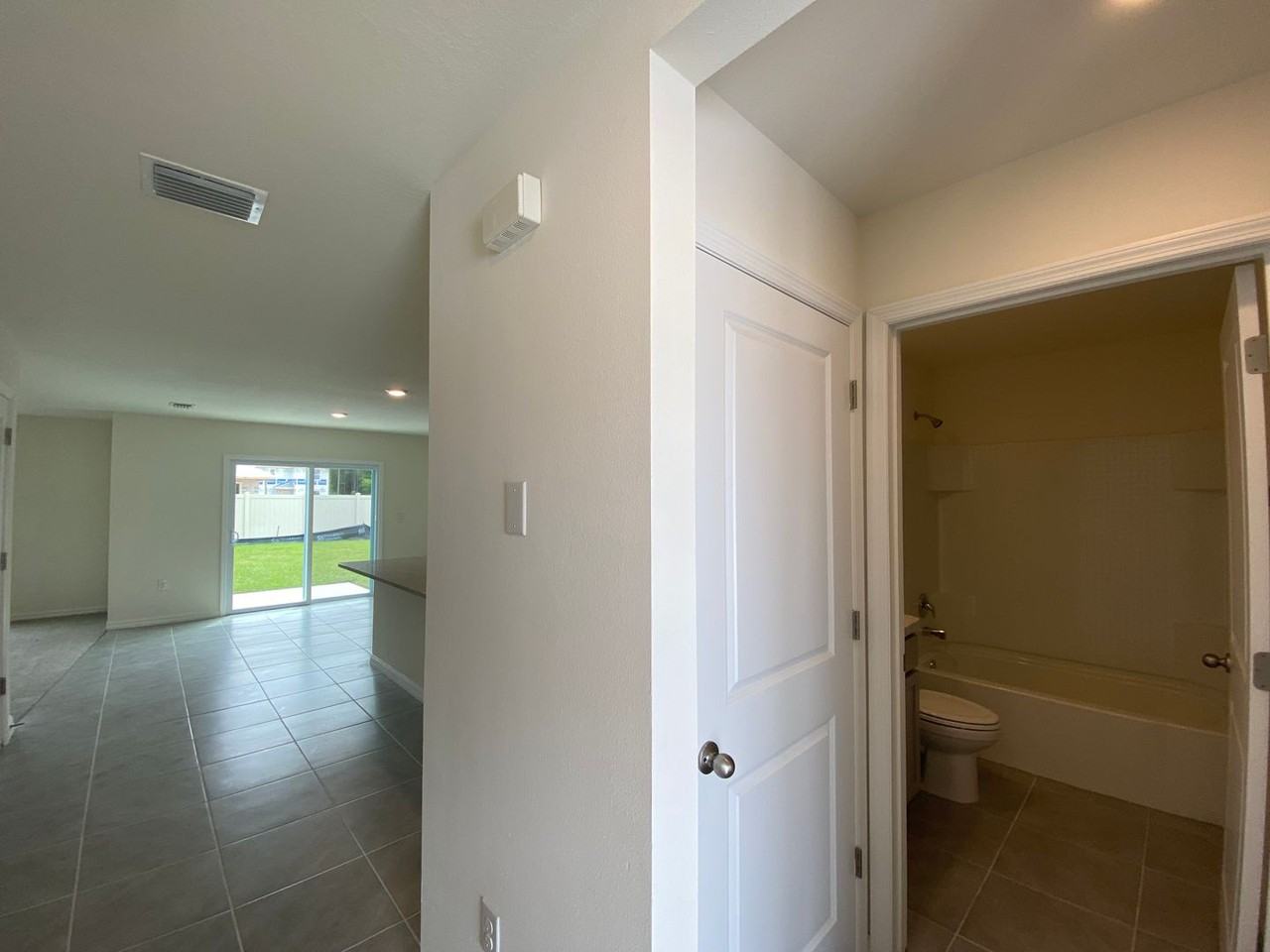 2113 Nw 247th Dr - Photo 5 of 46