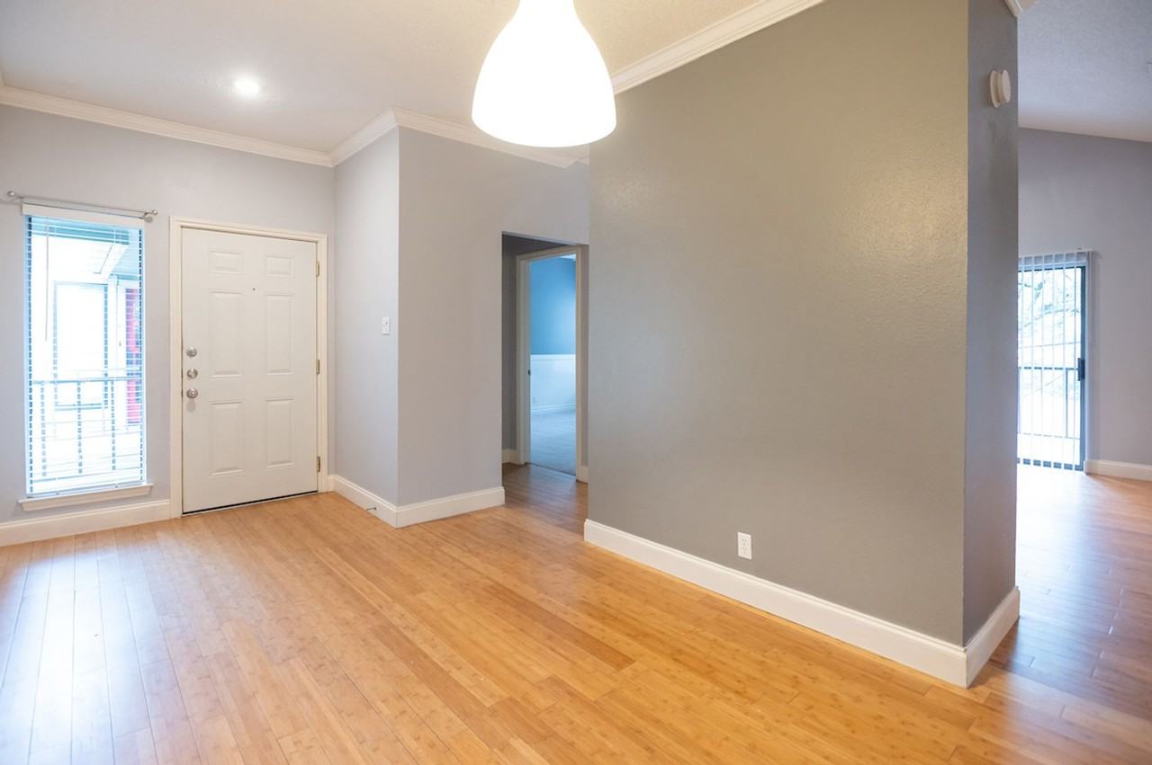 11970 Jollyville Rd - Photo 4 of 20