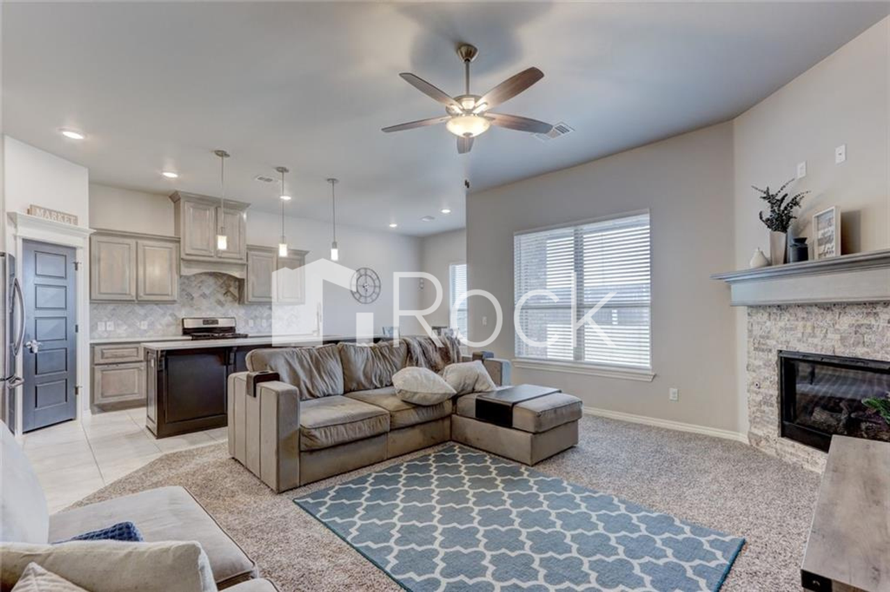 3433 Superior Dr - Photo 6 of 39