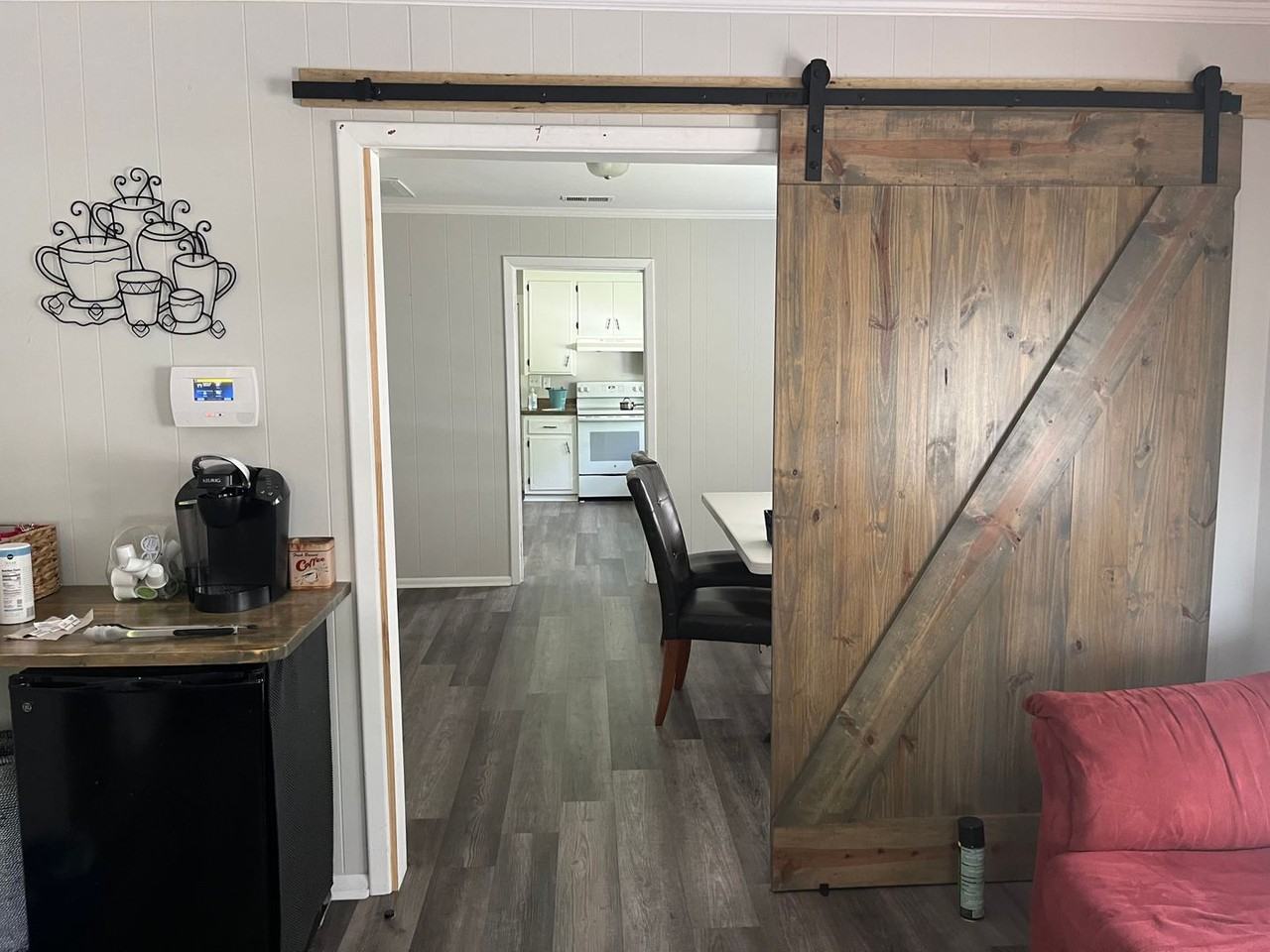 1434 Alma St - Photo 2 of 14