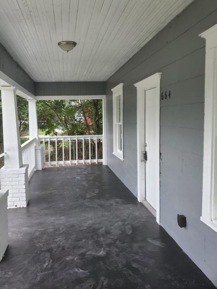 664 Escambia St - Photo 4 of 14