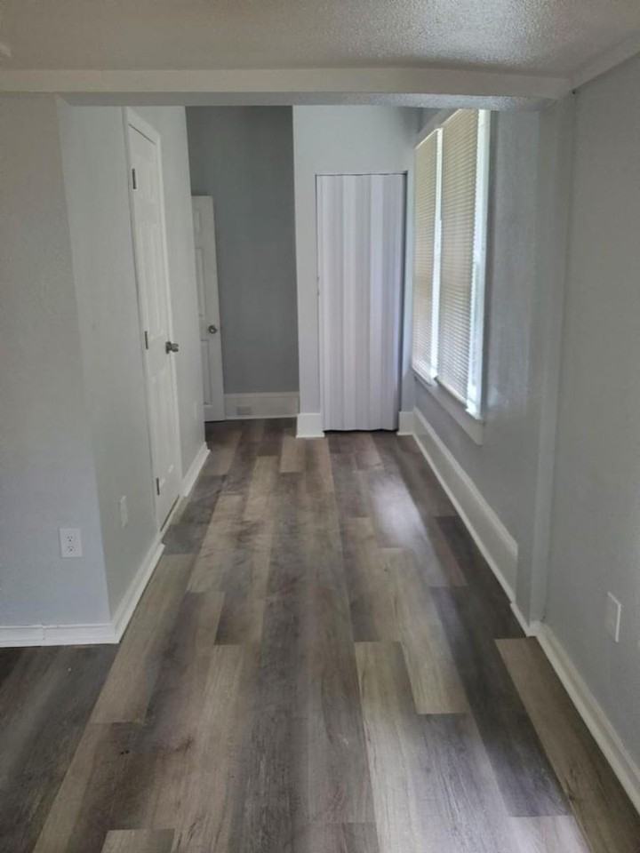 664 Escambia St - Photo 7 of 14