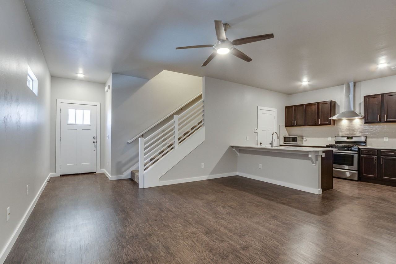 2188 Buena Vida Ln - Photo 6 of 33