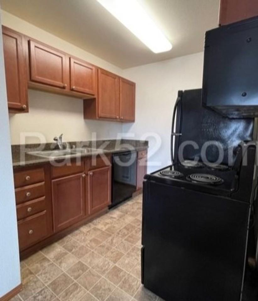 630 N Prospect St #18 - Photo 2 of 11