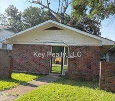 featured image of 2517 Webster St Apt A #Apt A
