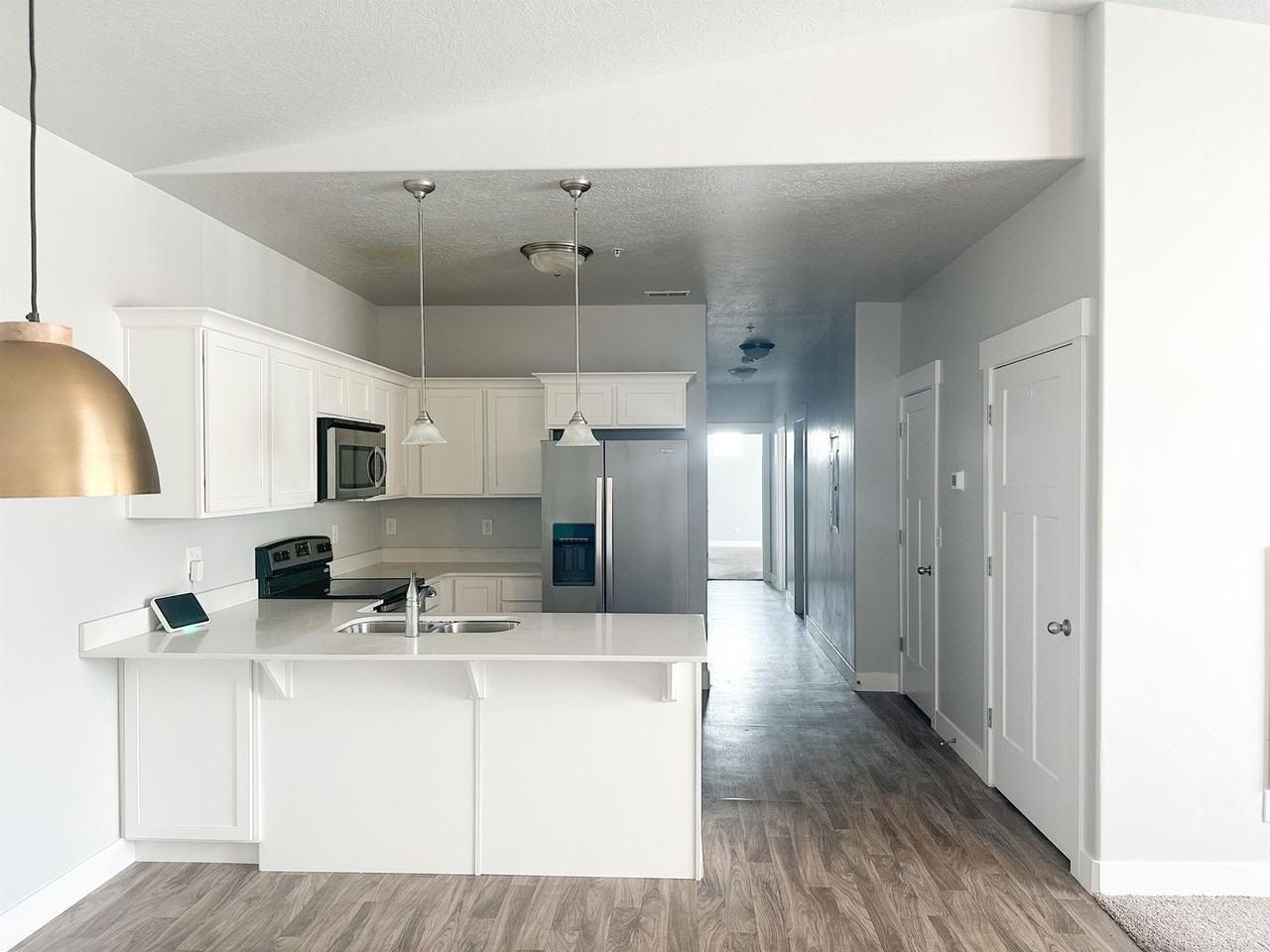 107 W Seasons Dr - Photo 6 of 19