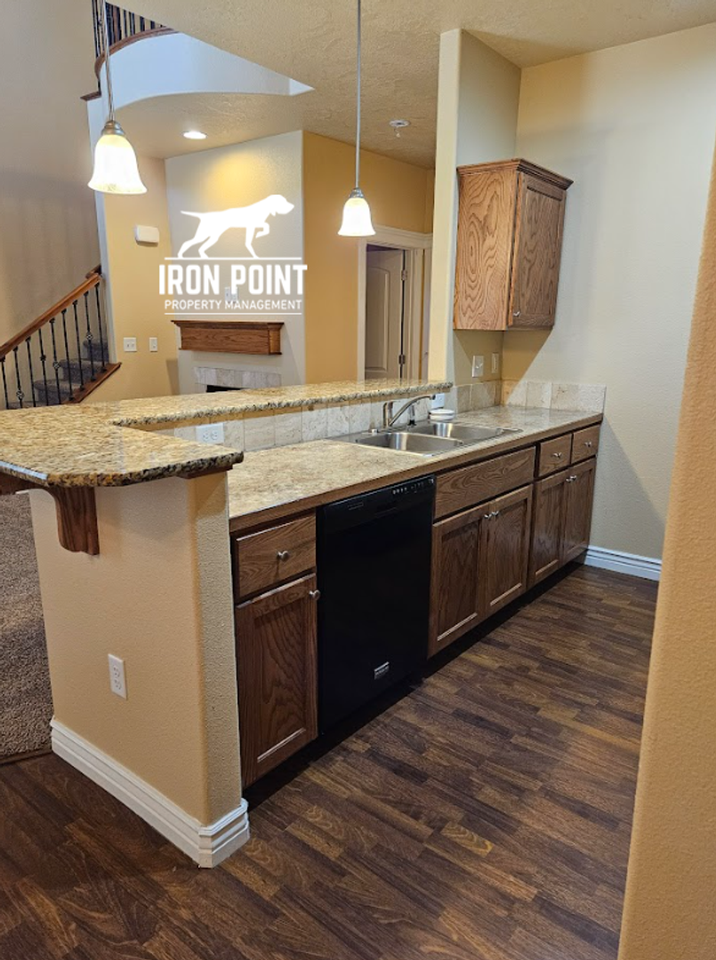 10831 W Franklin Rd - Photo 7 of 37