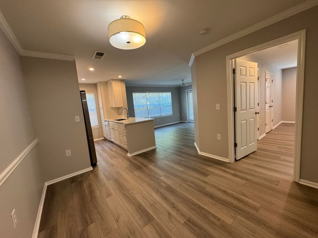 50 Pebble Beach Cv Apt H114 - Photo 2 of 17
