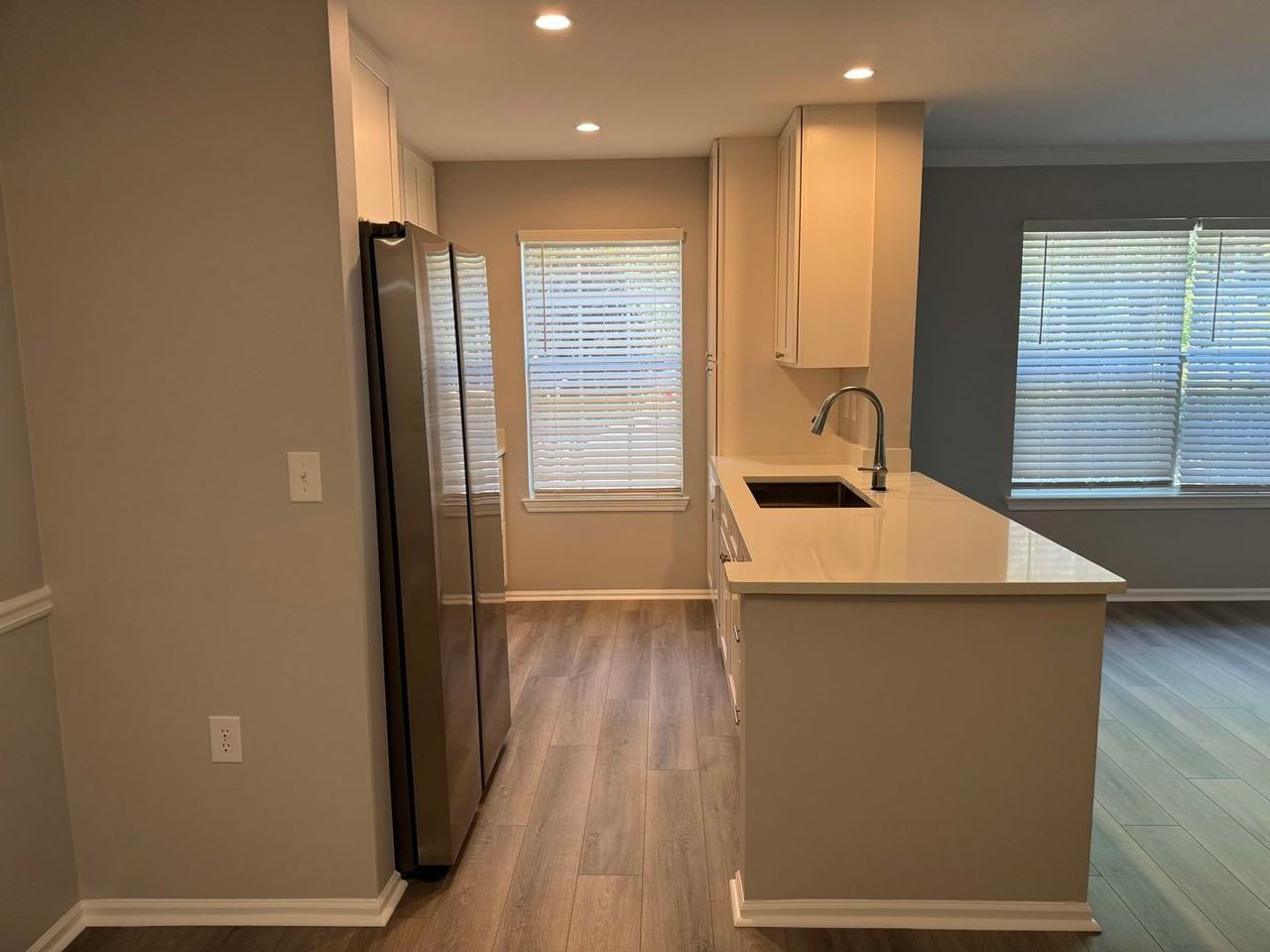 50 Pebble Beach Cv Apt H114 - Photo 4 of 17